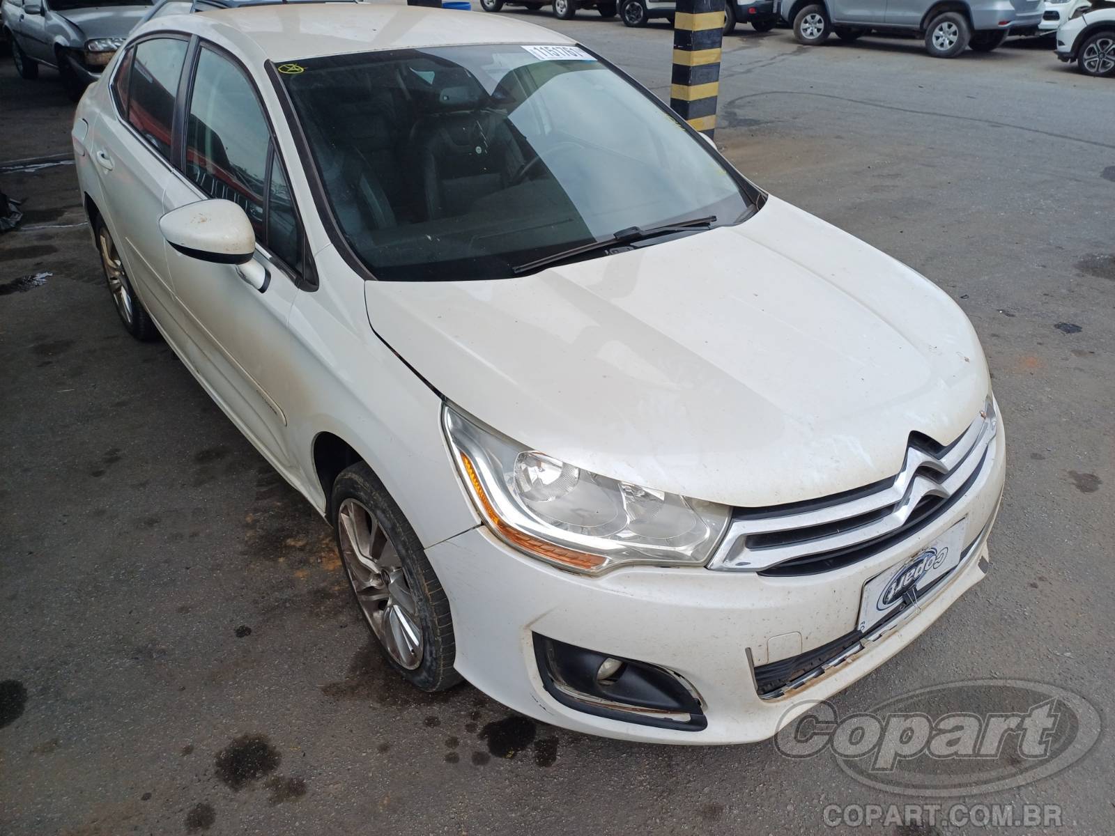 CITROËN C4 Lounge 2015 em leilão