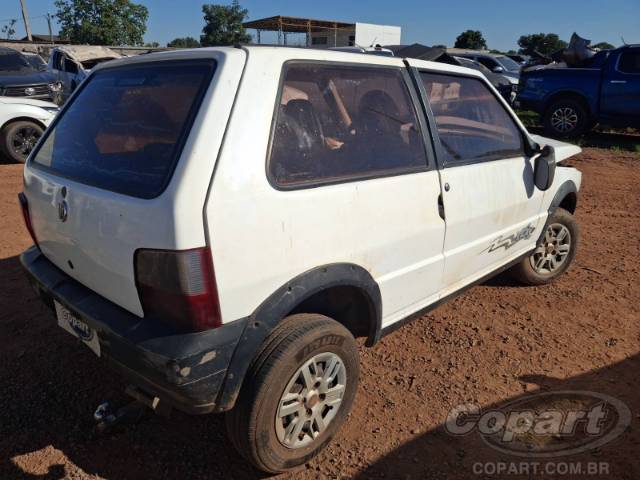 2013 FIAT UNO 