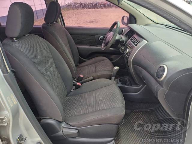 2013 NISSAN LIVINA 