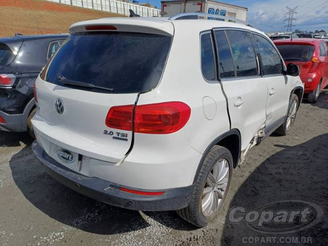 2014 VOLKSWAGEN TIGUAN 