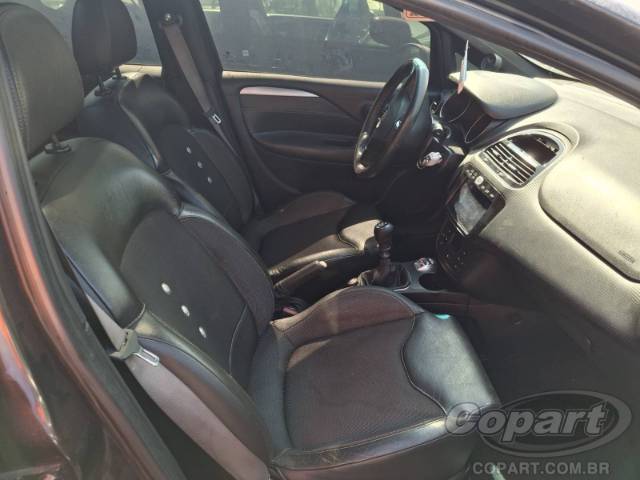 2014 FIAT PUNTO 