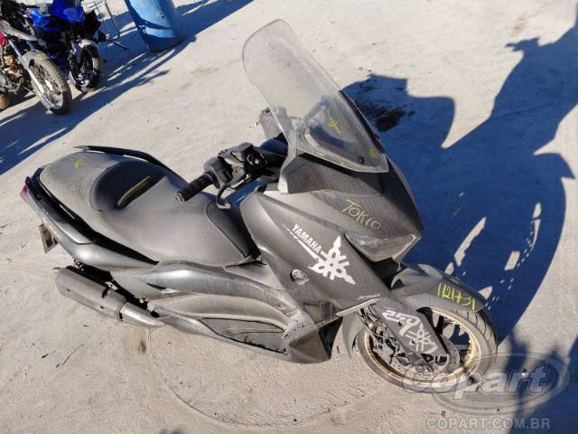 2021 YAMAHA XMAX 