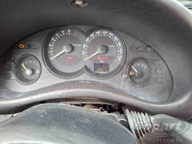 2012 CHEVROLET CLASSIC 