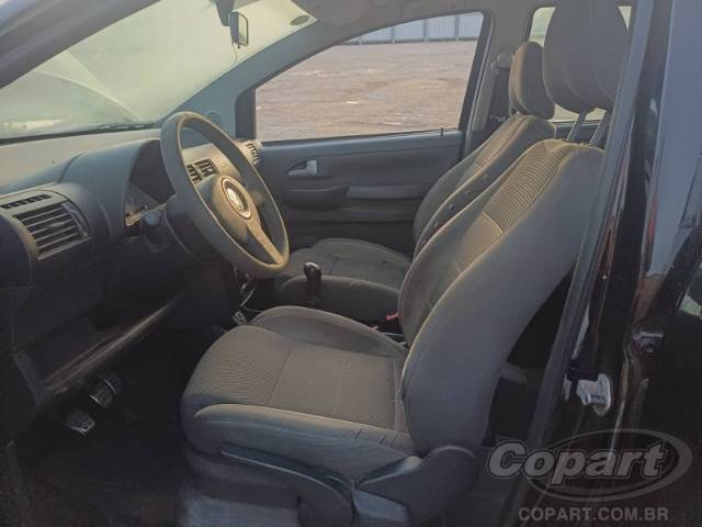 2009 VOLKSWAGEN FOX 