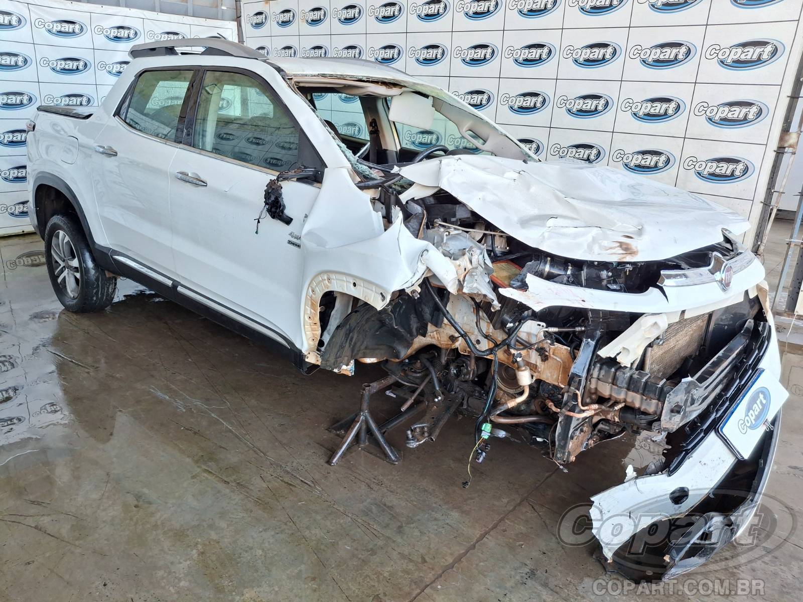 Veículo FIAT Toro FIAT TORO Volcano AT9 2.0 MultiJet Turbo 2018 Diesel 2018 em leilão