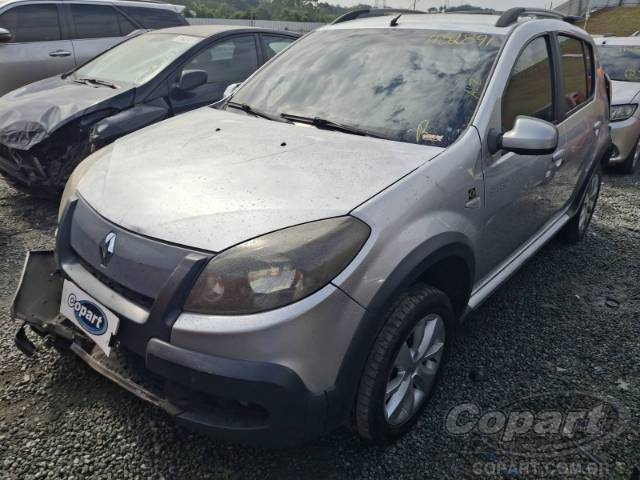 2013 RENAULT SANDERO 