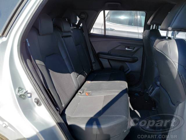 2026 TOYOTA Yaris Cross 