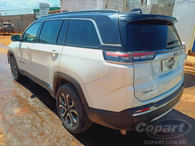 2022 JEEP COMMANDER 