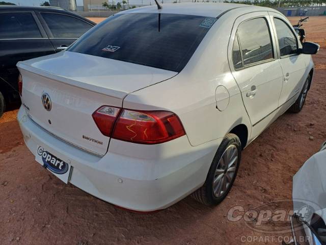 2013 VOLKSWAGEN VOYAGE 