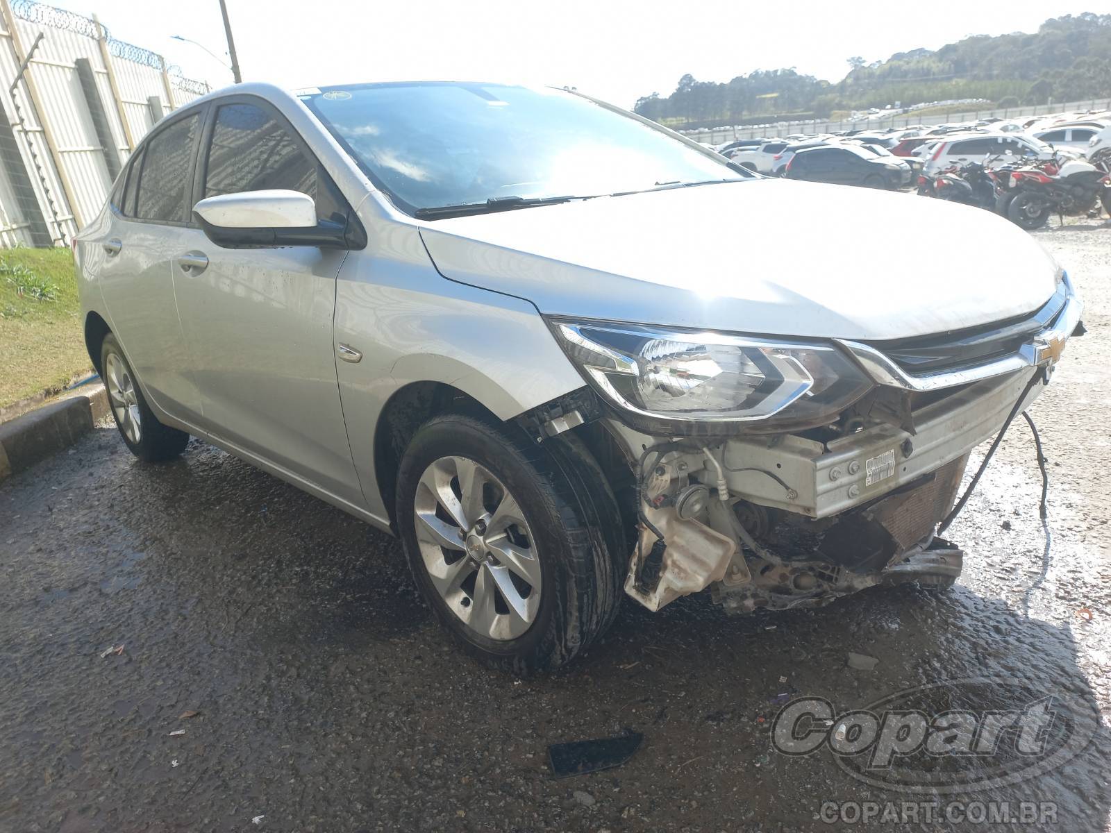 Veículo GM - Chevrolet Onix Plus 2022 CHEVROLET ONIX PLUS LT 1.0 12V ECOTEC 2022 em leilão