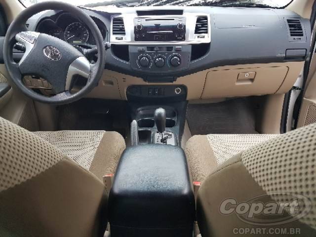 2014 TOYOTA HILUX SW4 