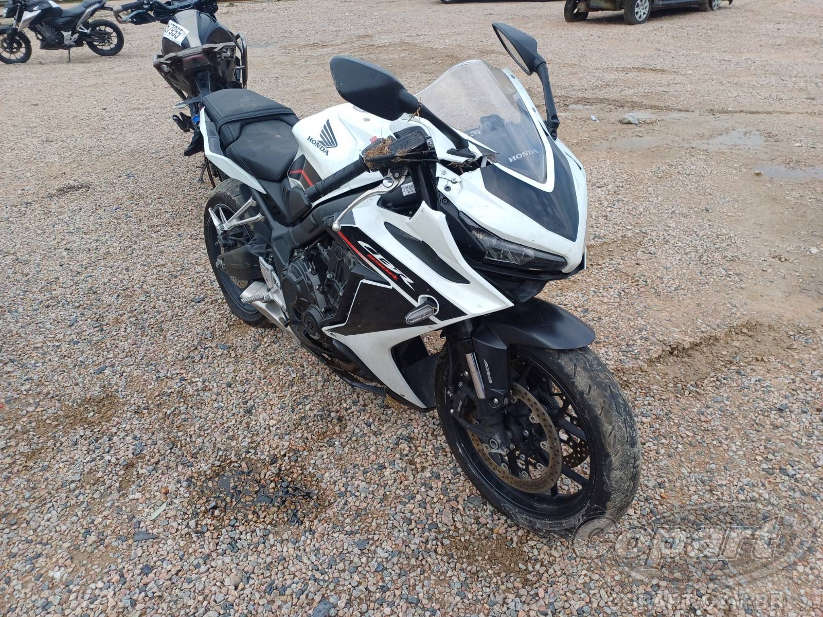 2024 HONDA CBR 650R — leilão em Curitiba/PR