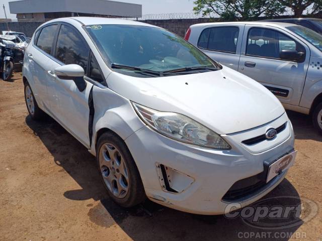 2013 FORD FIESTA 