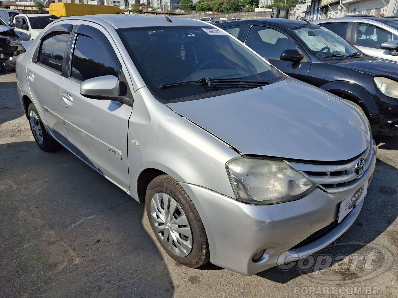 Veículo Toyota Etios Toyota Etios Seda XS 1.5 16V 2015 Enchente Médio 2015 em leilão