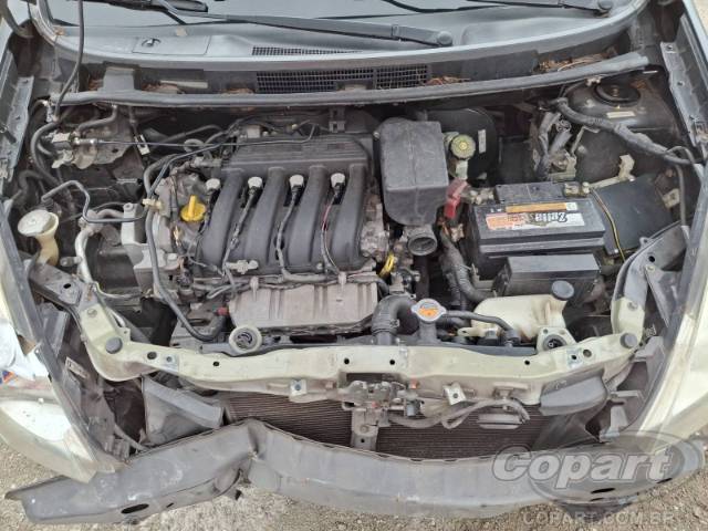 2012 NISSAN LIVINA 
