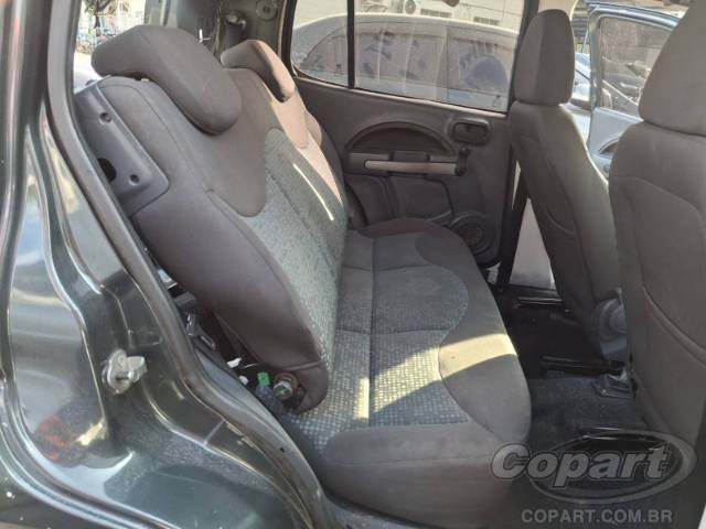 2011 FIAT UNO 
