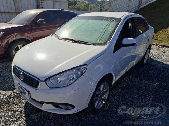 2017 FIAT GRAND SIENA 