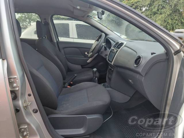 2016 RENAULT SANDERO 