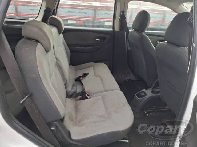 2016 CHEVROLET SPIN 