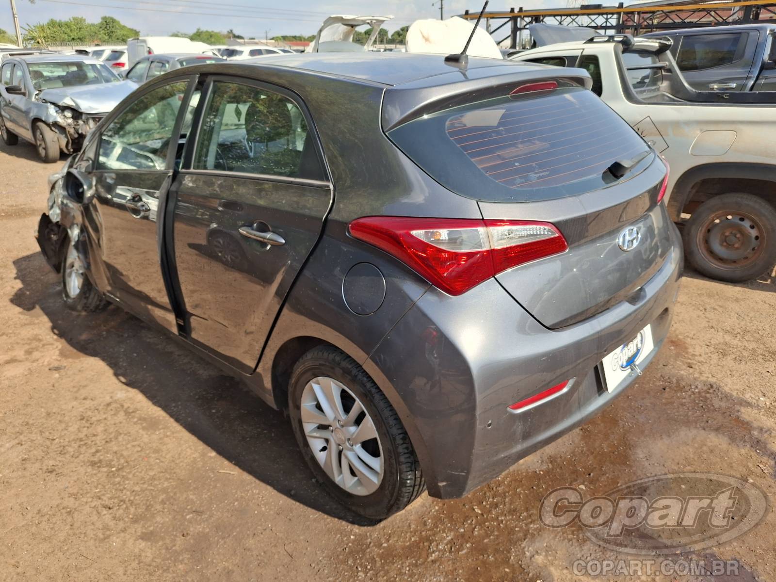 Foto 3: 2014 HYUNDAI HB20