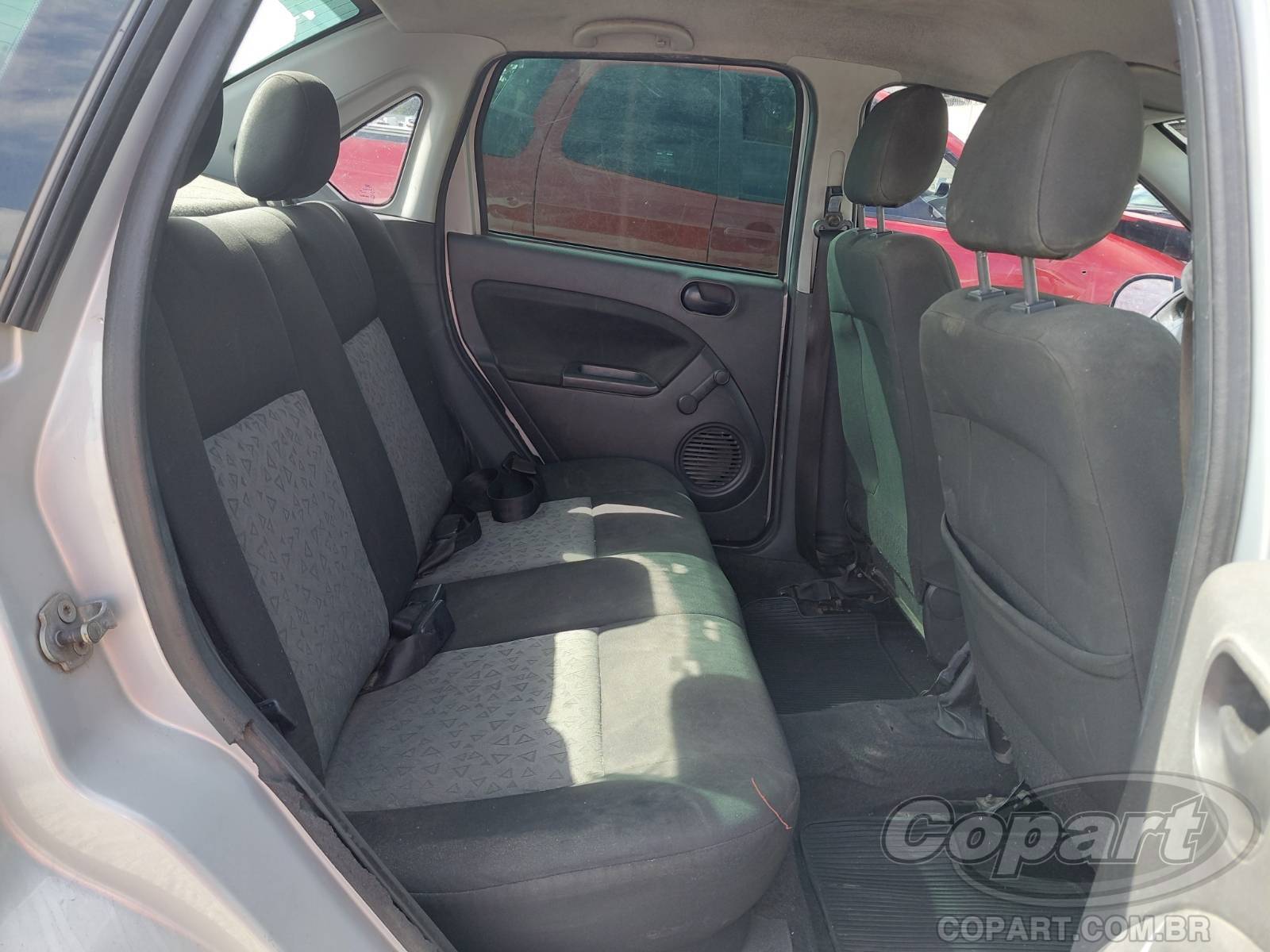2011 FORD FIESTA SEDAN — foto 6 de 11