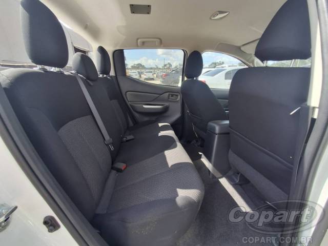 2023 MITSUBISHI L200 TRITON 