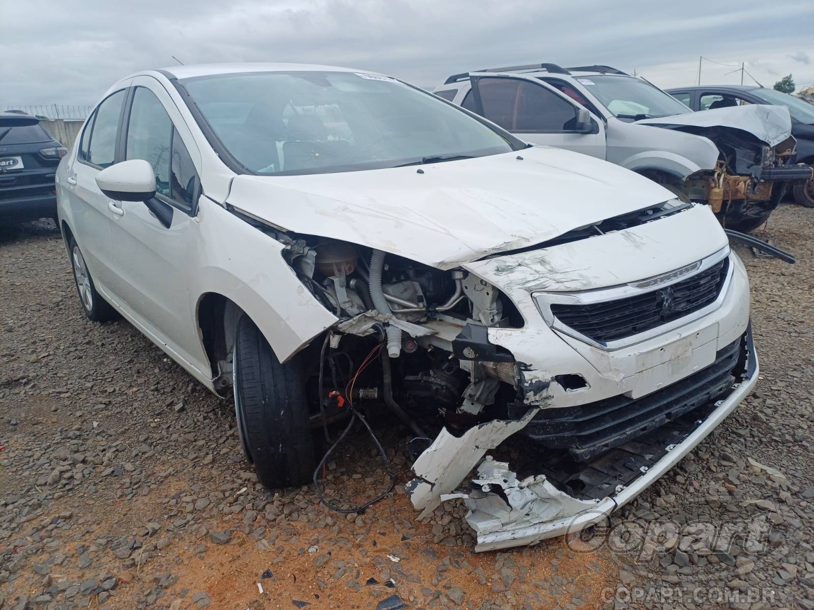 Peugeot 408 Sedan Business 1.6 16V THP Turbo 2018 Médio Dano