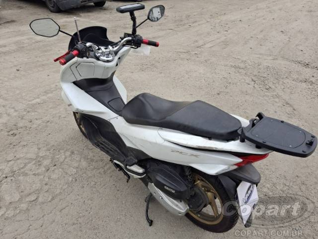 2016 HONDA PCX 