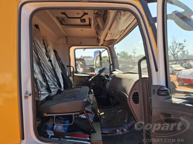 2025 MERCEDES-BENZ Atego 