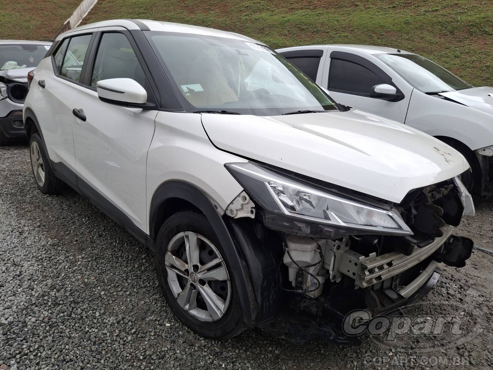 2025 NISSAN KICKS PLAY — leilão em Itaquaquecetuba/SP