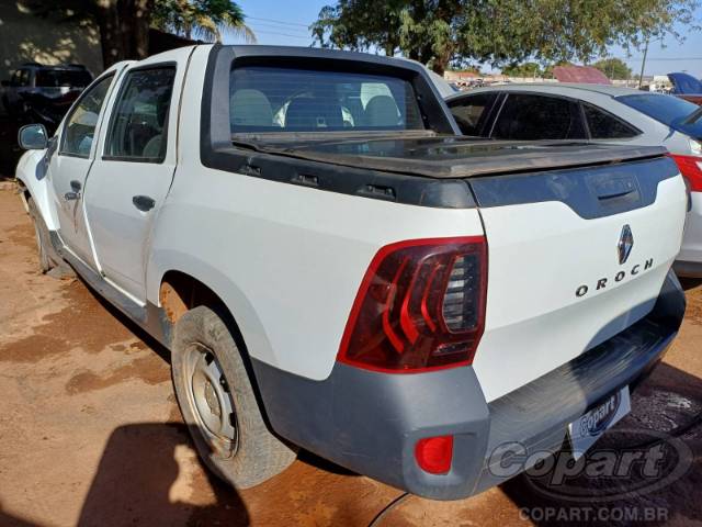 2022 RENAULT DUSTER OROCH 