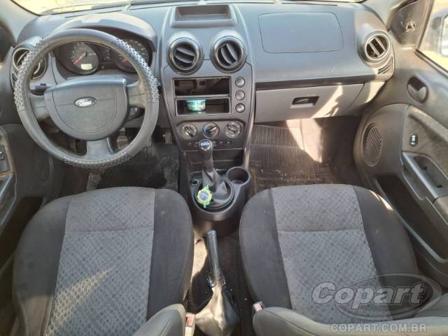 2010 FORD FIESTA 