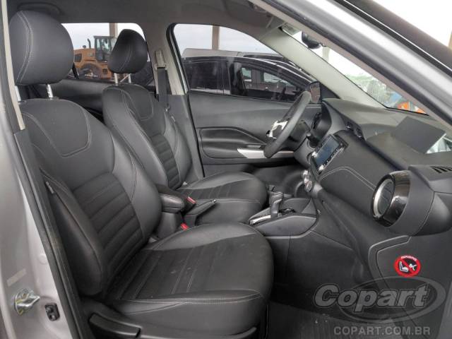 2024 NISSAN KICKS 