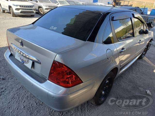 2009 PEUGEOT 307 SEDAN 