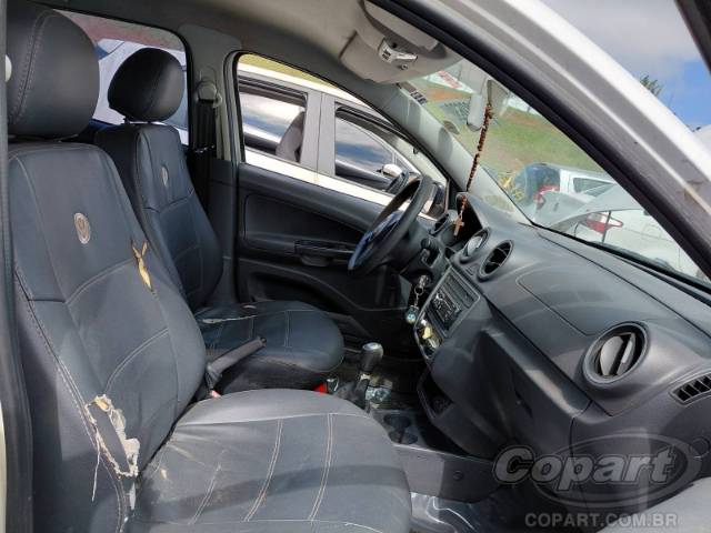 2013 VOLKSWAGEN VOYAGE 