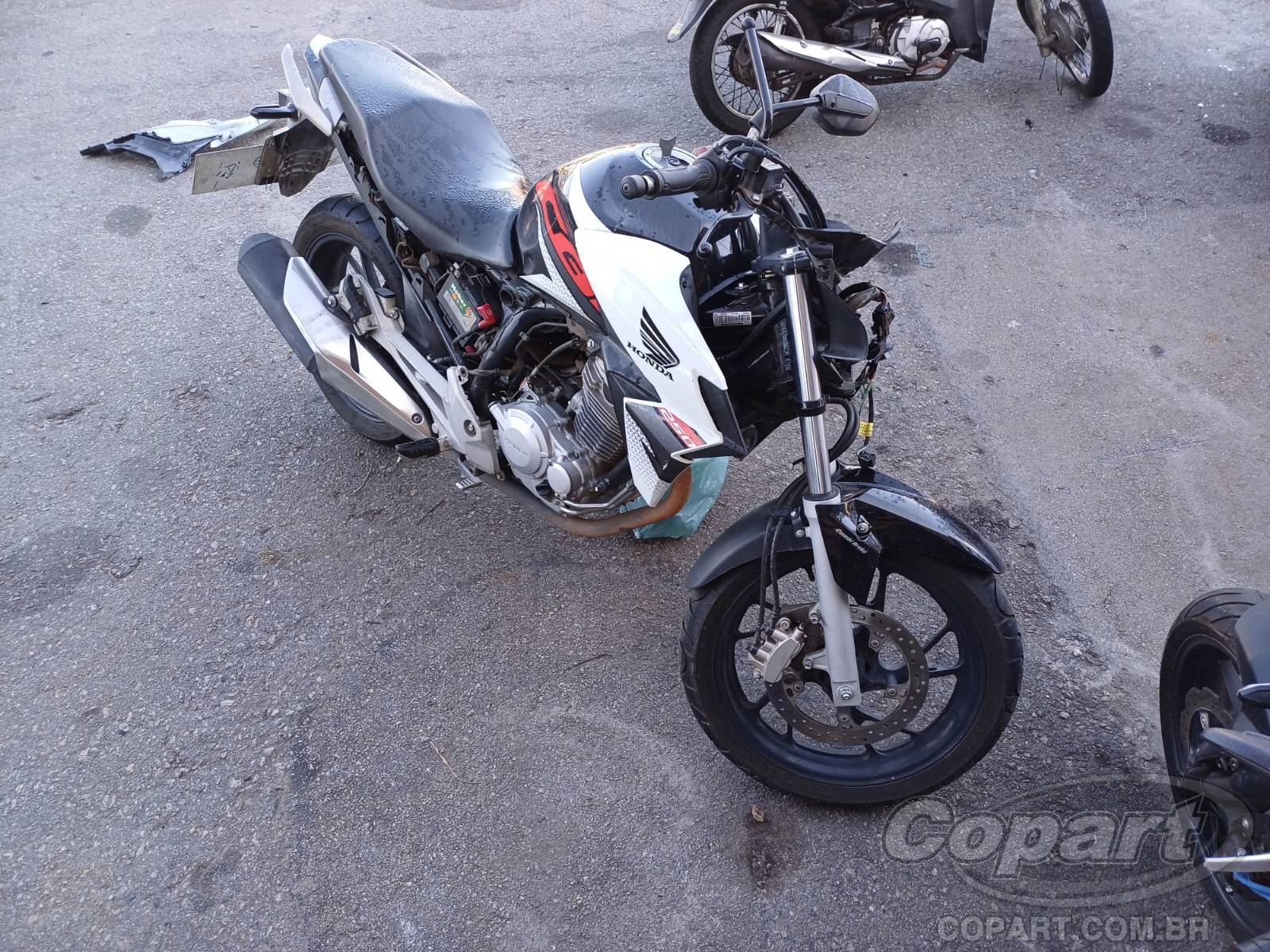 HONDA CB 250 F