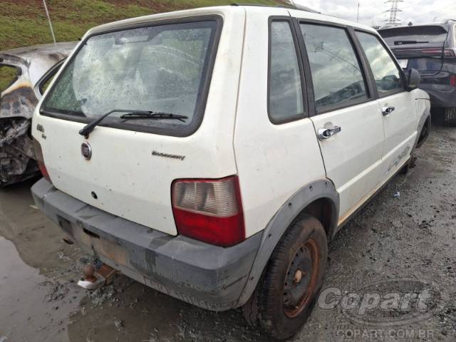 2013 FIAT UNO 