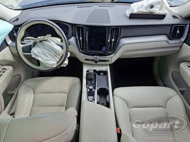 2022 VOLVO XC60 
