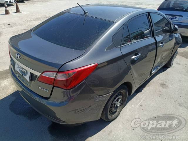 2015 HYUNDAI HB20S 