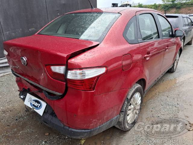 2015 FIAT GRAND SIENA 