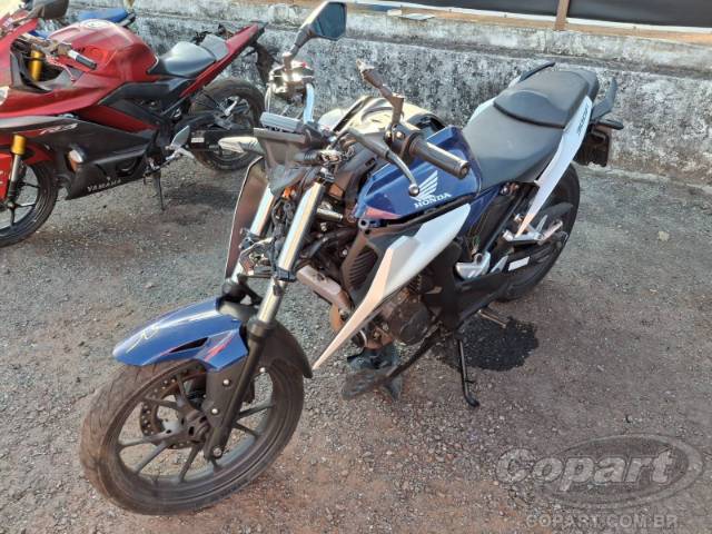 2026 HONDA CB 300F 