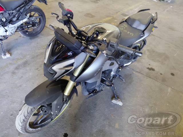 2026 BAJAJ DOMINAR 