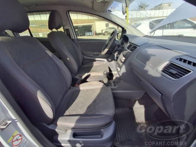 2013 VOLKSWAGEN FOX 