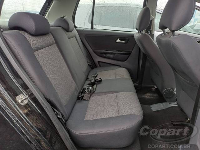 2013 VOLKSWAGEN FOX 