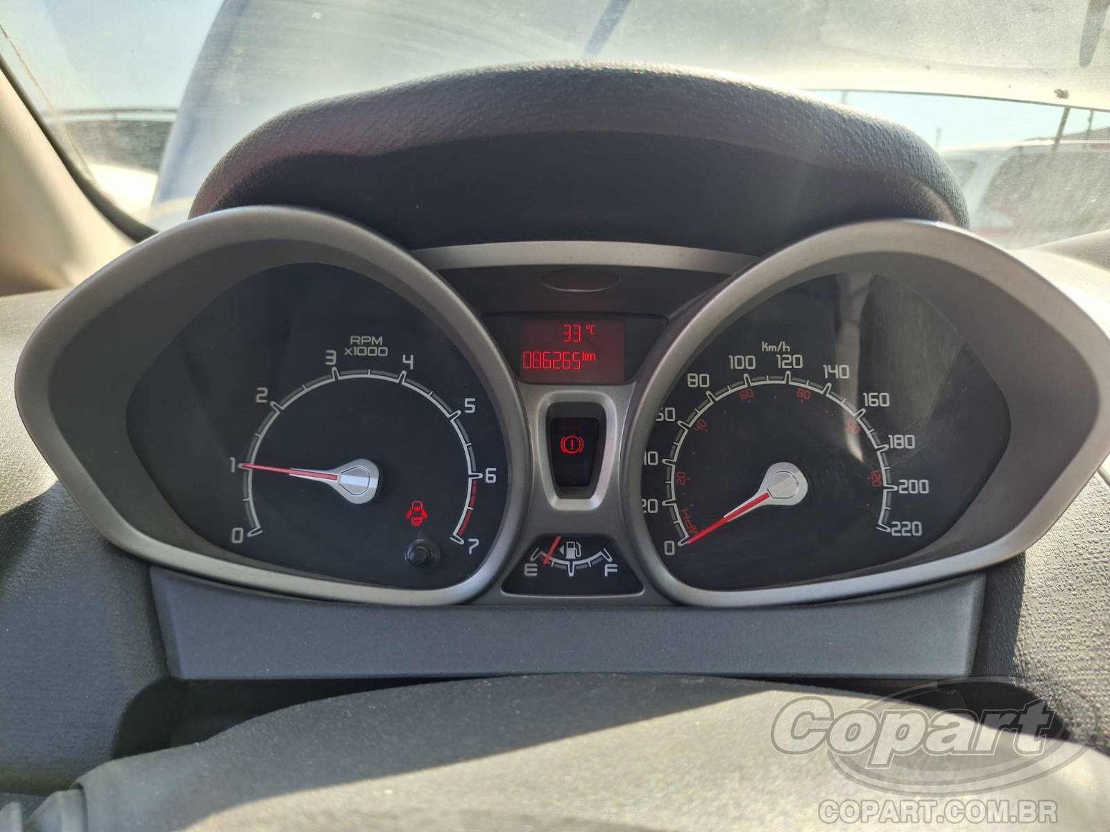 2012 FORD FIESTA SEDAN — foto 8 de 12