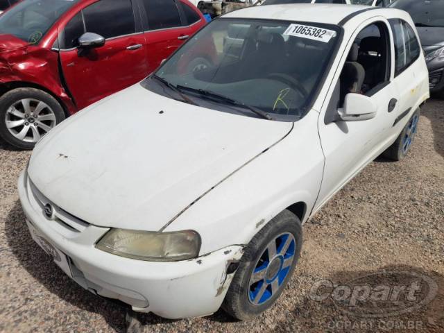 2002 CHEVROLET CELTA 