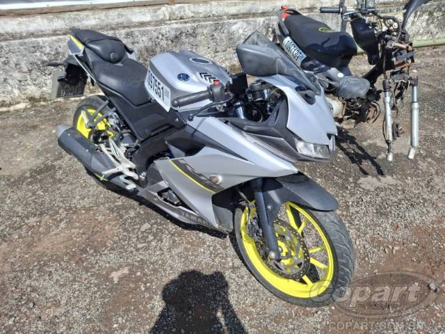 2024 YAMAHA YZF R15 
