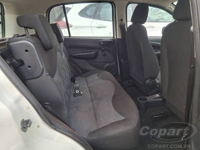 2017 FIAT UNO 