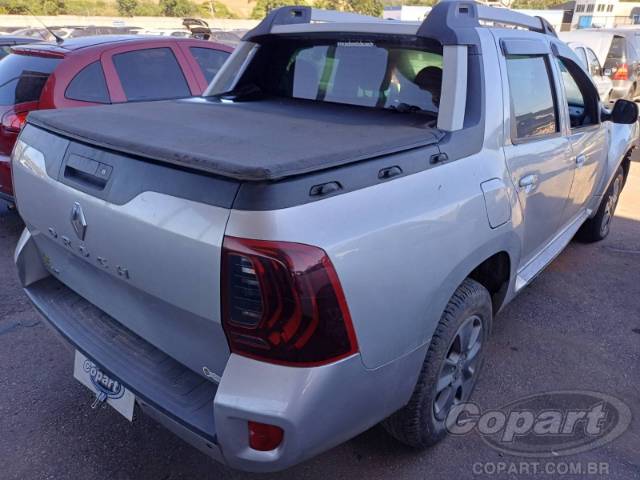 2017 RENAULT DUSTER OROCH 