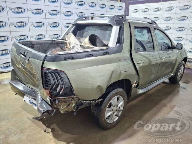 2019 RENAULT DUSTER OROCH 